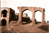 Ruines d'une ville en Perse (titre facitce)